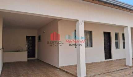 Casa térrea bem localizada na cidade de Valinhos - SP