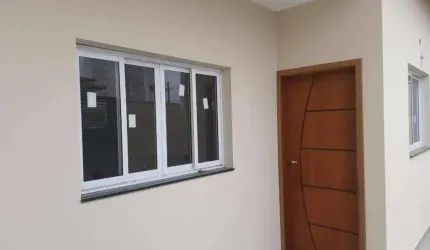 Casa 03 Dormitórios 01 Suíte 90 m² Residencial Santa Giovana