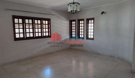 Casa para vender em Vinhedo,03 quartos sendo 01 suíte com closet e varanda, escritório ,salas,