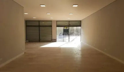 Loja em localização espetacular Colada ao Metro São Judas