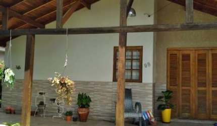 Casa para Venda em Montenegro, Aeroclube, 2 dormitórios, 1 banheiro, 2 vagas