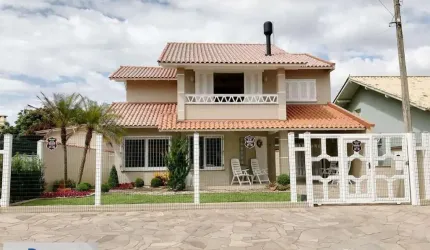 Casa / Sobrado para Venda em Tramandaí, Centro, 3 dormitórios, 1 suíte, 2 banheiros, 2 vagas