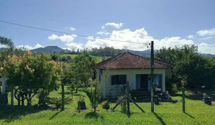 Chácara para Venda em Santo Antônio da Patrulha, Pinheirinhos, 3 dormitórios, 2 banheiros, 1 vaga