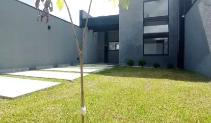 Casa com ótimo projeto no Bairro Nações