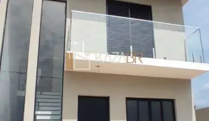 Casa à venda, 3 suítes, piscina, 114m² em condomínio planejado. R$630.000. Nova Cerejeira – Atibaia/ SP
