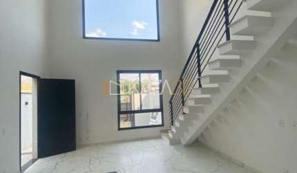 Casa com 3 dormitórios à venda, 258 m² por R$ 1.100.000,00 - Vila Petrópolis - Atibaia/SP