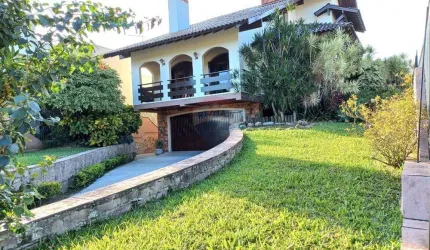 'Luxuosa Casa Moderna no Coração de Rolante'