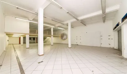 Imóvel comercial no centro da cidade - J8