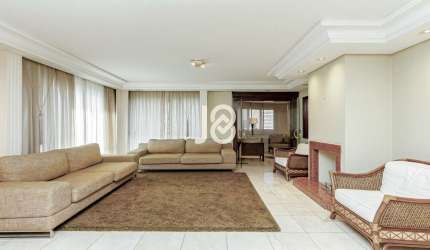 Apartamento 4 suítes em andar alto no Batel - J8