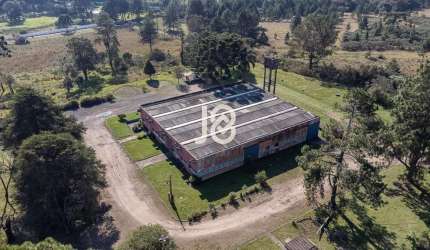 Barracão com 1000m² em são José dos Pinhais - J8