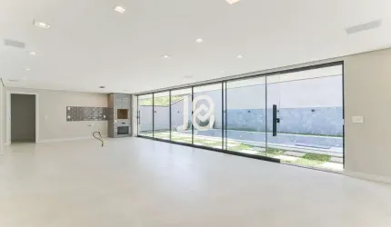Casa em Santa Felicidade com 5 dormitórios  - J8