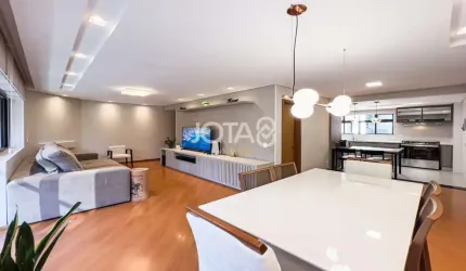 Apartamento reformado no Ecoville - J8