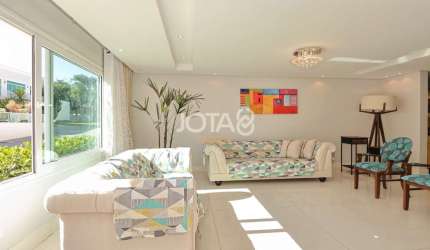 Casa pronta para morar pertinho do Parque Barigui!