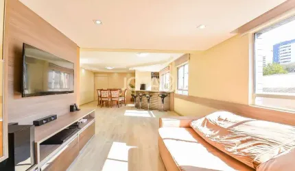 Excelente apartamento com 159 m2 no Água Verde J8