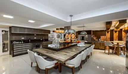 Casa mobiliada e decorada no Uberaba - J8