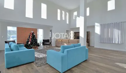 CASA COMERCIAL PARA ALUGAR NO CASCATINHA
