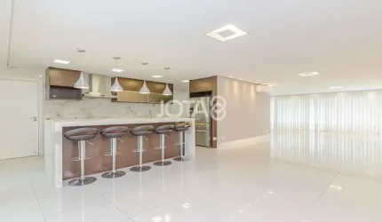 Lindo apartamento no Água Verde - J8 Imóveis