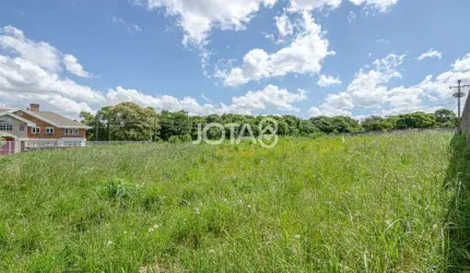 Extenso Terreno em Condomínio Fechado Face Norte