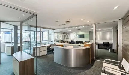 Sala comercial no Centro ! J8 Imóveis