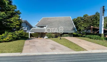 Casa em condomínio  no São Lourenço - J8