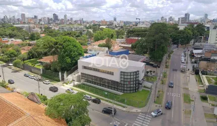 Excpecional ponto comercial em locação estratégica