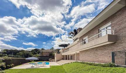 Casa em condomínio no Campo Comprido - J8