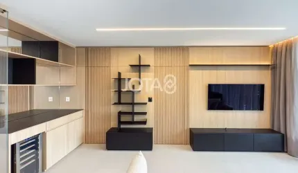 Apartamento novo totalmente mobiliado no Batel