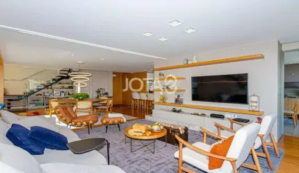 Duplex alto padrão com 3 suítes no Alto da Glória