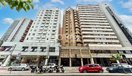 Apartamento bem localizado no Batel - Jota8