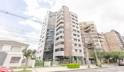 Duas suítes no Bigorrilho - J8 Imóveis