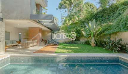Casa em condomínio 4 quartos no Campo Comprido J8