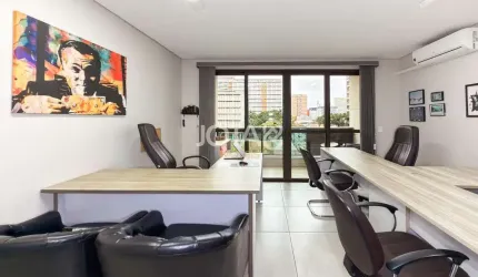 Sala comercial no Centro bem localizada  - J8