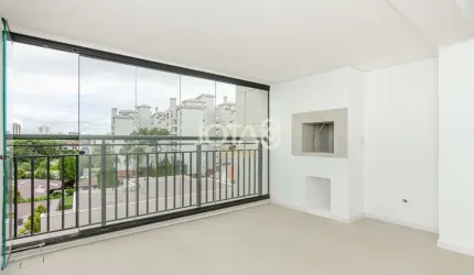 Maison alto da glória com 2 quartos e 1 vaga - J8