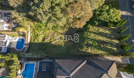 Terreno com vista especular em cond. No tingui
