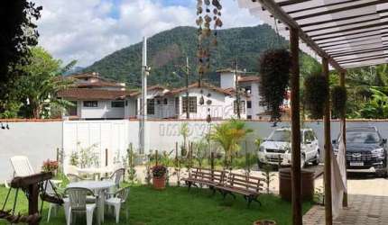 Casa com 12 dorms, Saco da Ribeira, Ubatuba - R$ 3 mi, Cod: 4158