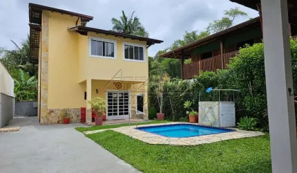 Casa com 4 quartos, Praia das Toninhas, Ubatuba - R$ 900 mil, Cod: 4350