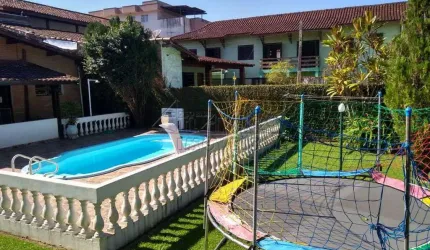 Casa com 5 quartos, Maranduba, Ubatuba - R$ 1.2 mi, Cod: 4377