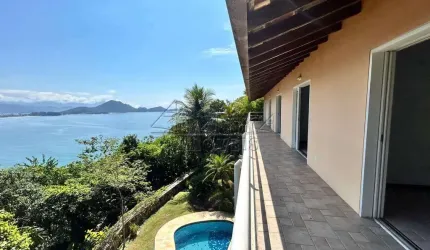 Casa de Condomínio com 5 quartos, Ponta das Toninhas, Ubatuba - R$ 3.85 mi, Cod: 4404