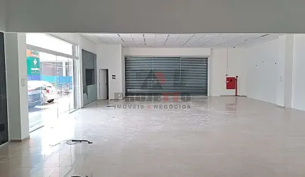 Excelente oportunidade!! Imóvel comercial em ÓTIMA localização!!