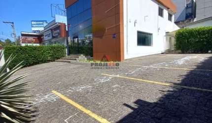 IMÓVEL COMERCIAL PARA LOCAÇÃO – LOCALIZAÇÃO PRIVILEGIADA