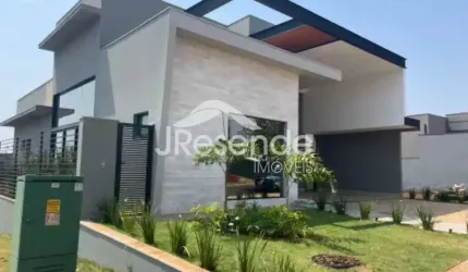 Casa Terrea em Condomínio Fechado Zona Sul