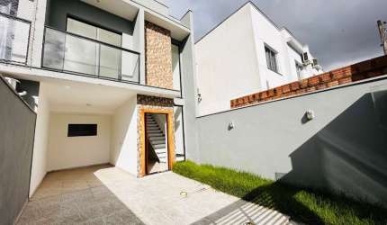 Casa nova Aceita Financiamento bancário, Bairro Cidade nova  - Itajaí Santa Catarina.