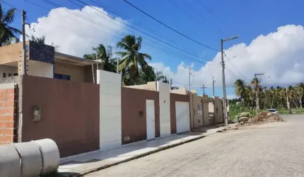 Casa duplex na Barra dos Coqueiros