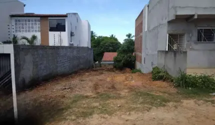 Lote no Santa Lúcia