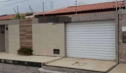 Casa na Aruana