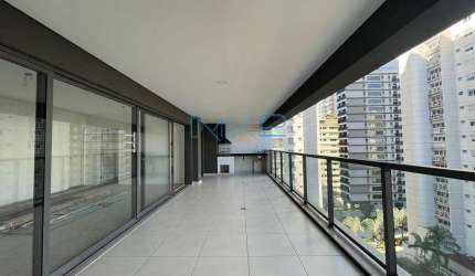 Vendo apartamento 3 suítes em Pinherios