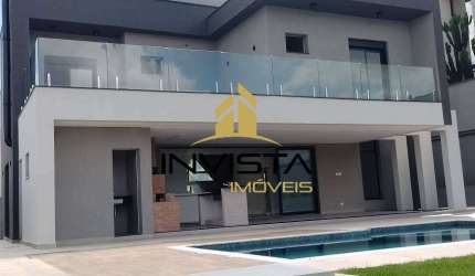 Belíssima Casa no Urbanova - 4 suítes - Piscina - 600m² - Pronta para morar