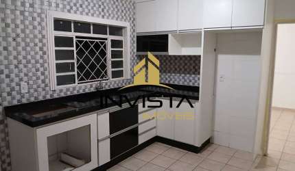 OPORTUNIDADE!! Bairro União, Casa com Piscina- 2 dorms, 125m² de terreno