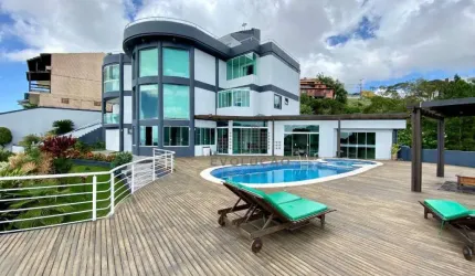 Casa com 4 suítes à venda, 960 m² por R$ 6.900.000 - Bosque das Mansões - São José/SC
