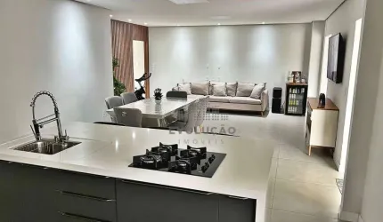 Casa com 3 dormitórios  2 suítesà venda, 200 m² por R$ 890.000 - Serraria - São José/SC